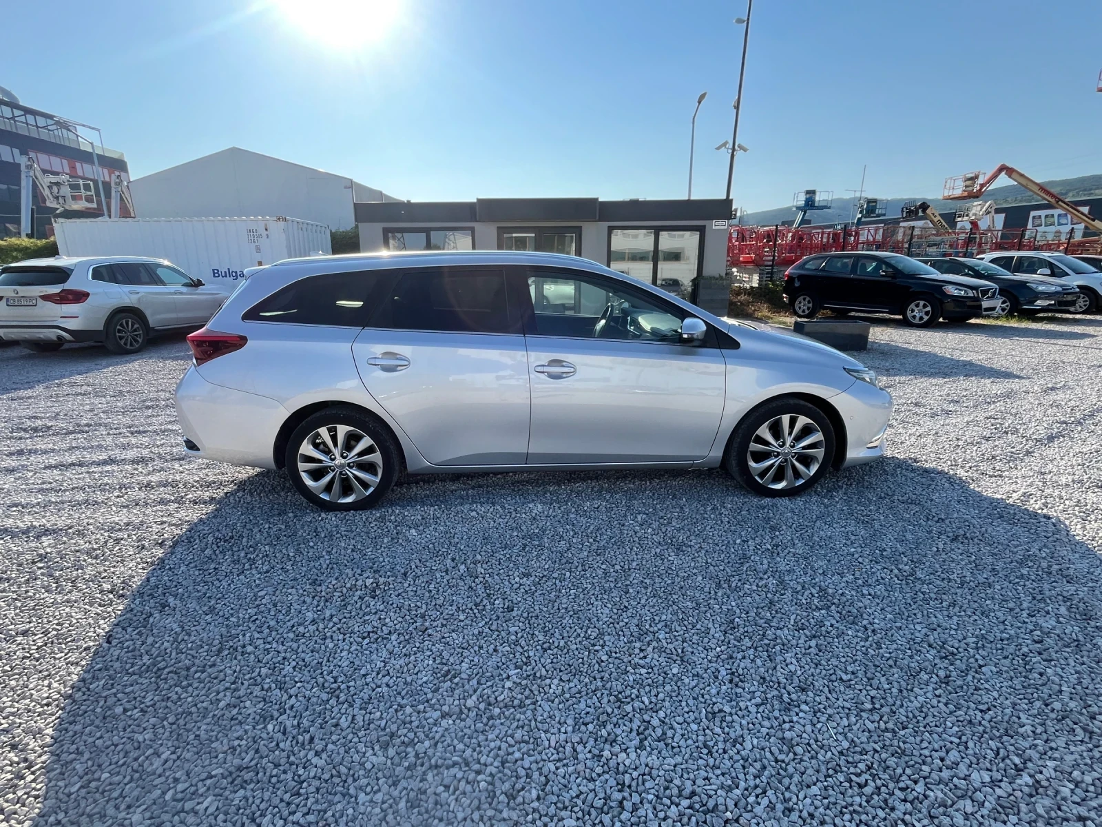 Toyota Auris 1.6D4D-112k.c. /EURO6B/ FACELIFT - изображение 6