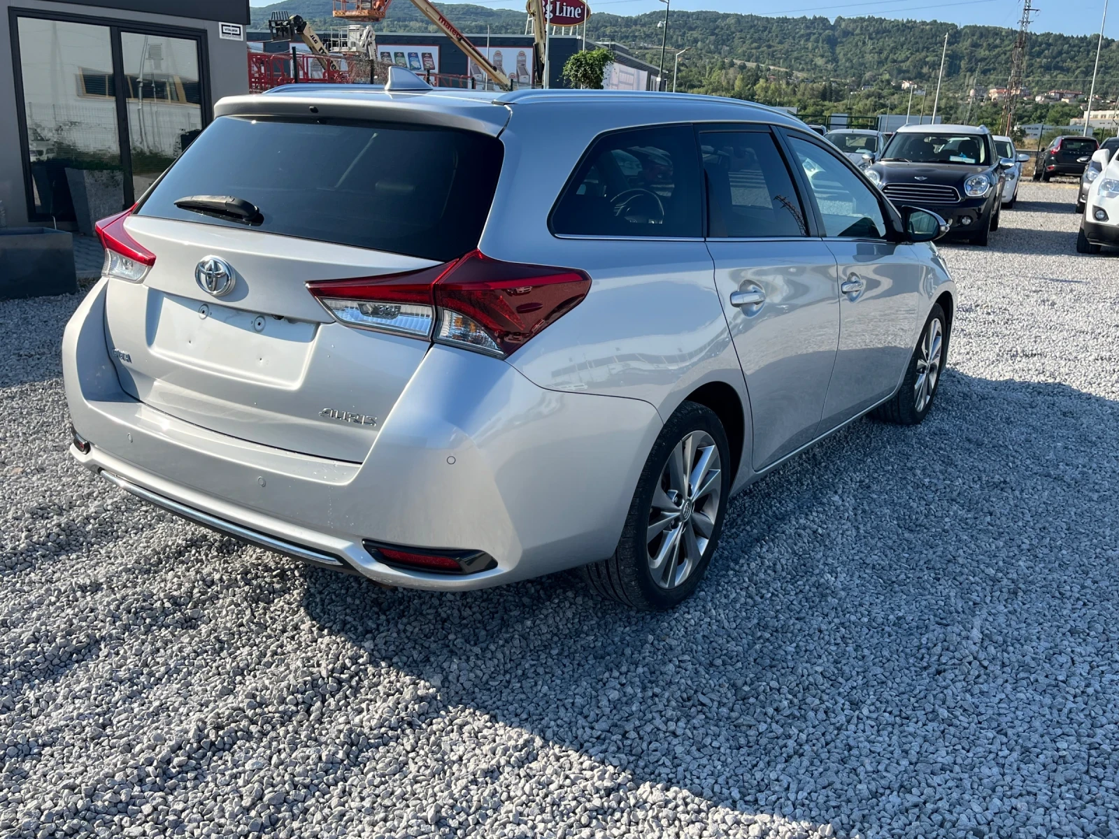 Toyota Auris 1.6D4D-112k.c. /EURO6B/ FACELIFT - изображение 5