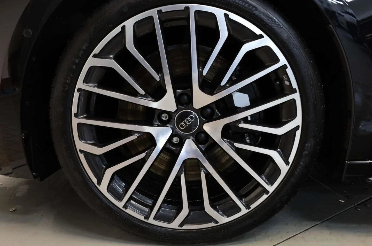 Audi S5 TFSI/NEW MODEL/B&O/MATRIX/HEAD UP/360/S-SEATS/ - изображение 3