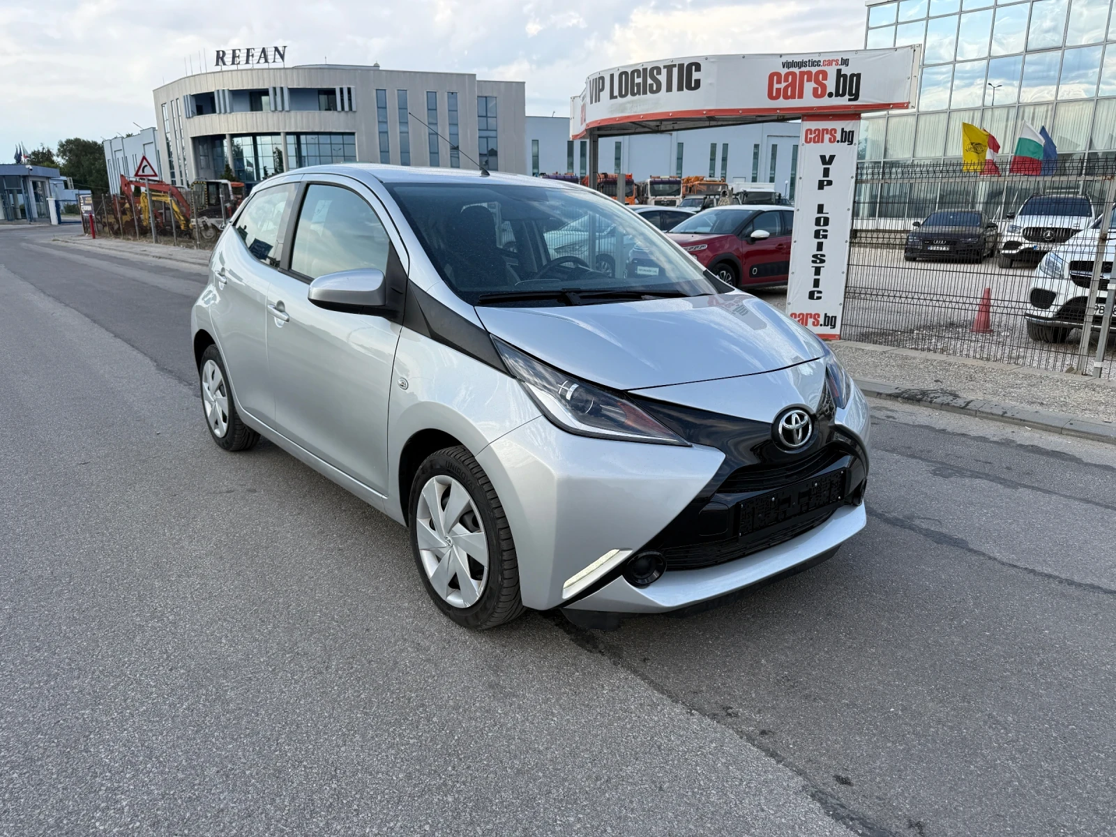 Toyota Aygo 1.0VVT-I* ���������* LED* NAVI* ����������* EURO6B | Mobile.bg � ����������� 2