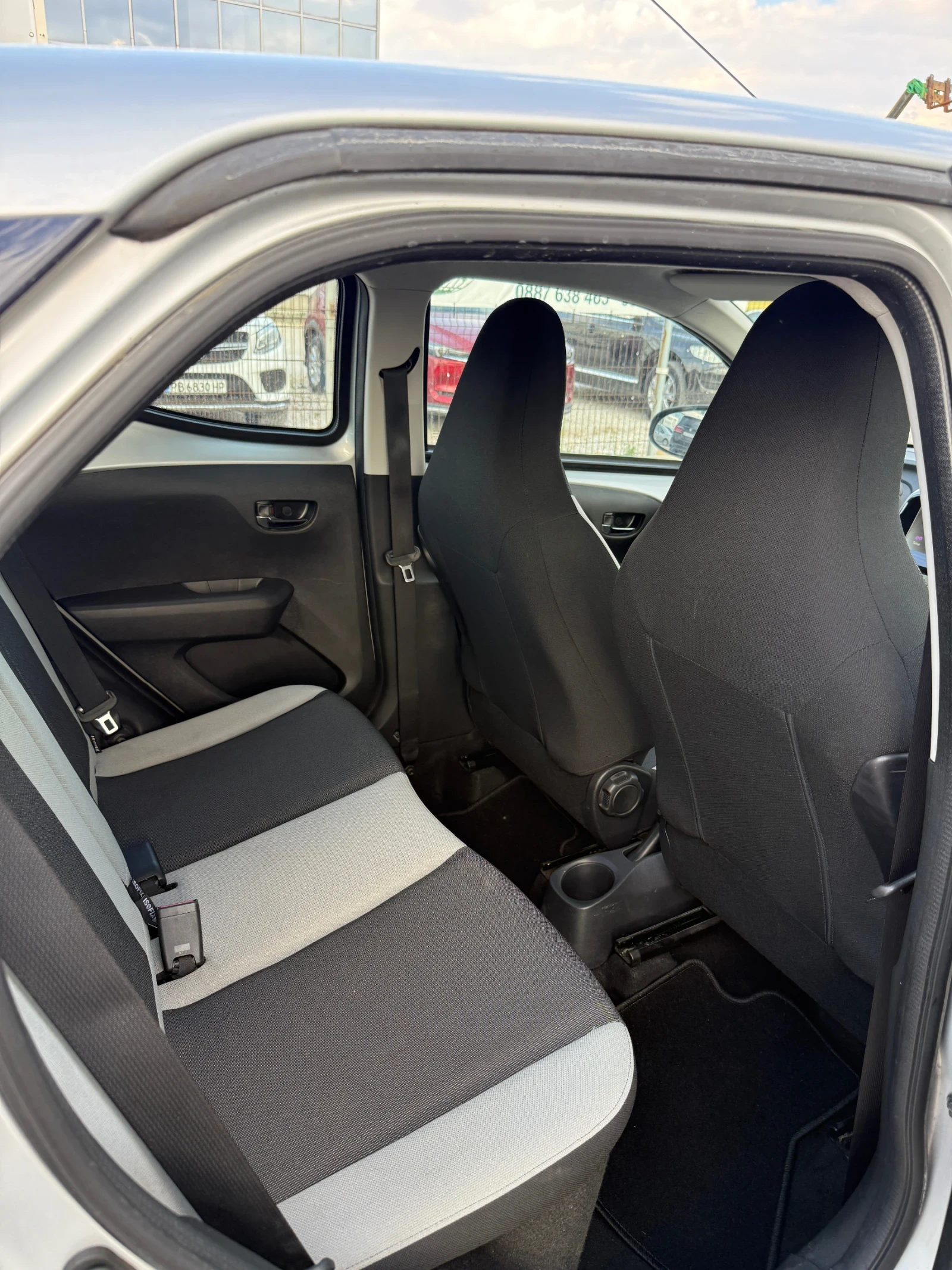 Toyota Aygo 1.0VVT-I* ���������* LED* NAVI* ����������* EURO6B | Mobile.bg � ����������� 15