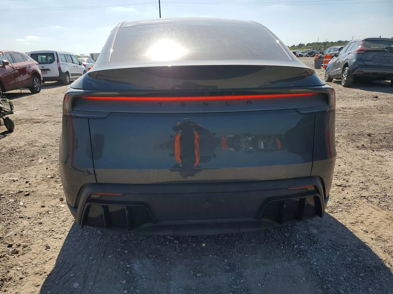 Tesla Model Y, снимка 6 - Автомобили и джипове - 54131940