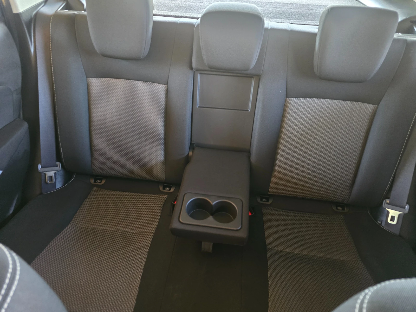 Suzuki SX4 S-CROSS-1.6DDIS-FACE-4X4-KAMERA-NAVI-KEYLESS | Mobile.bg � ����������� 15