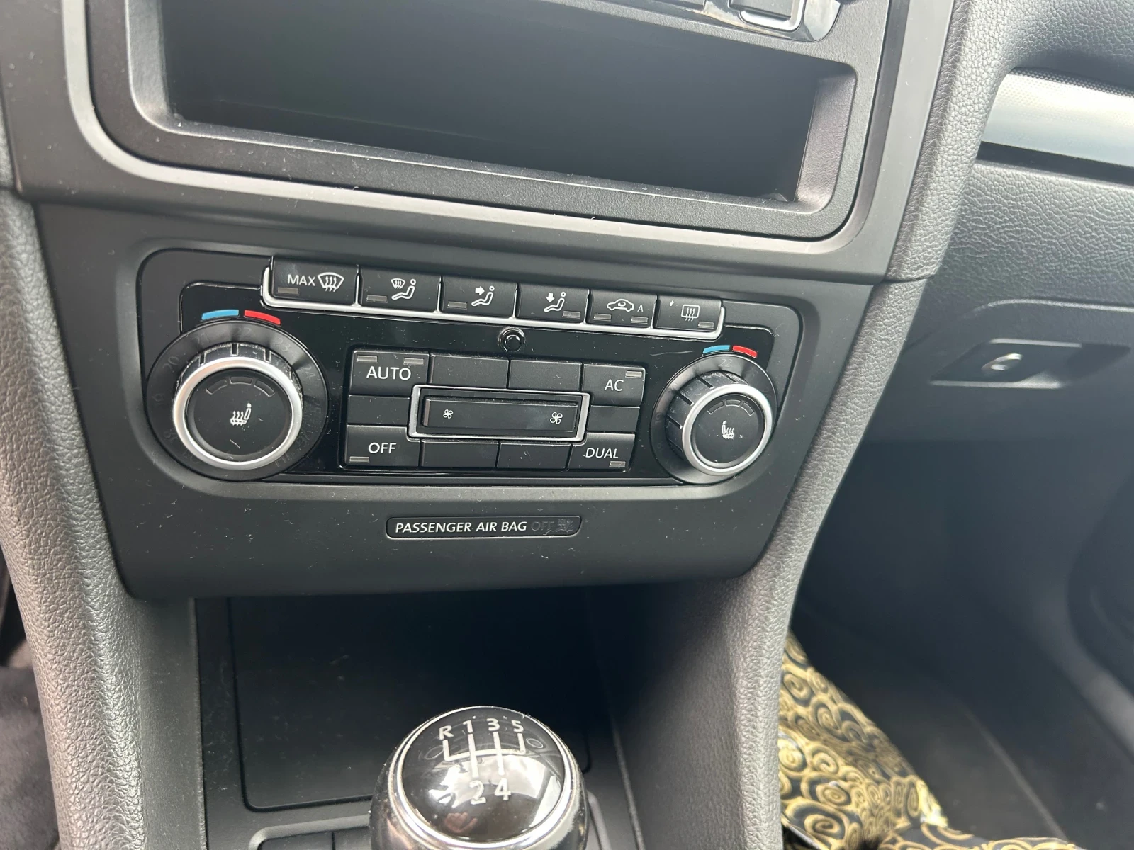 VW Golf 2.0TDI 110к.с., снимка 7 - Автомобили и джипове - 55059233