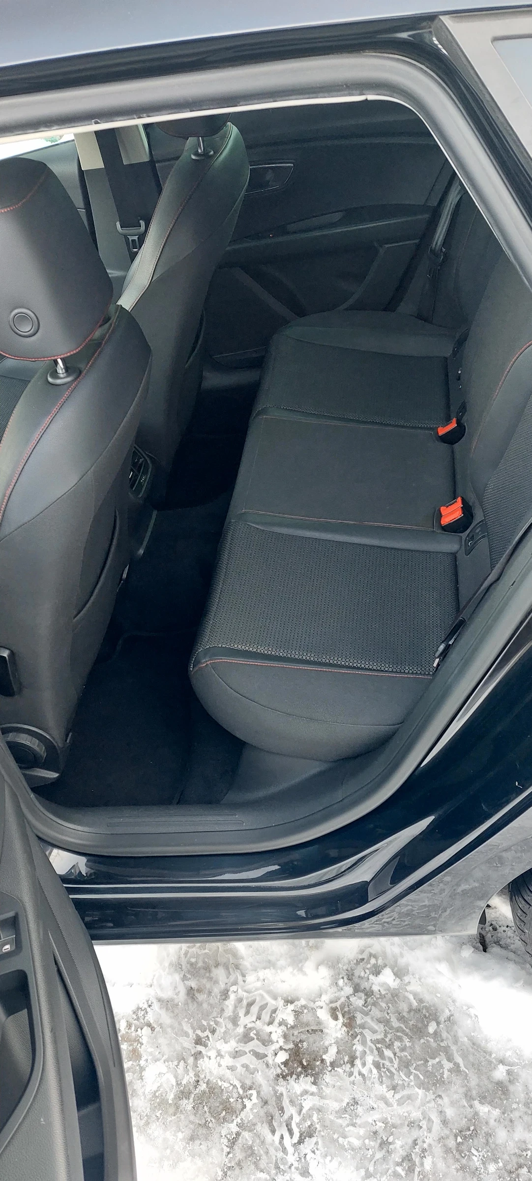 Seat Leon 2.0 d fr 184 кс, снимка 7 - Автомобили и джипове - 55532300