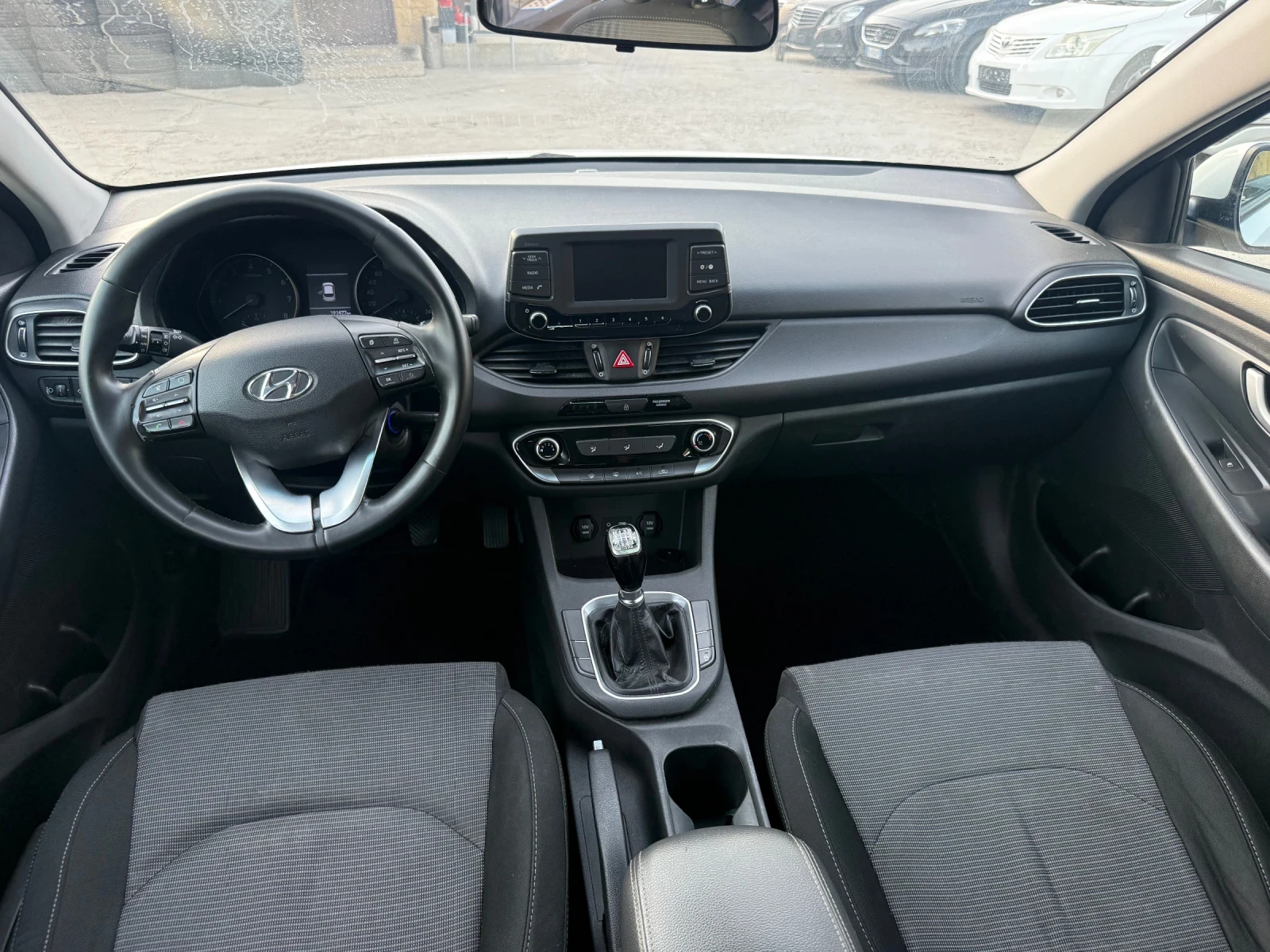 Hyundai I30 1.4i ��� 100�� | Mobile.bg � ����������� 10