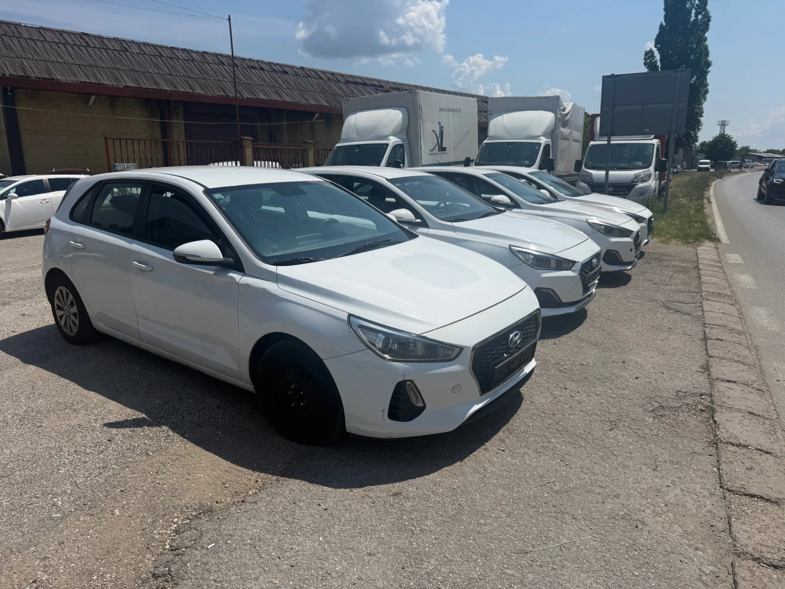 Hyundai I30 1.4i ��� 100�� | Mobile.bg � ����������� 11