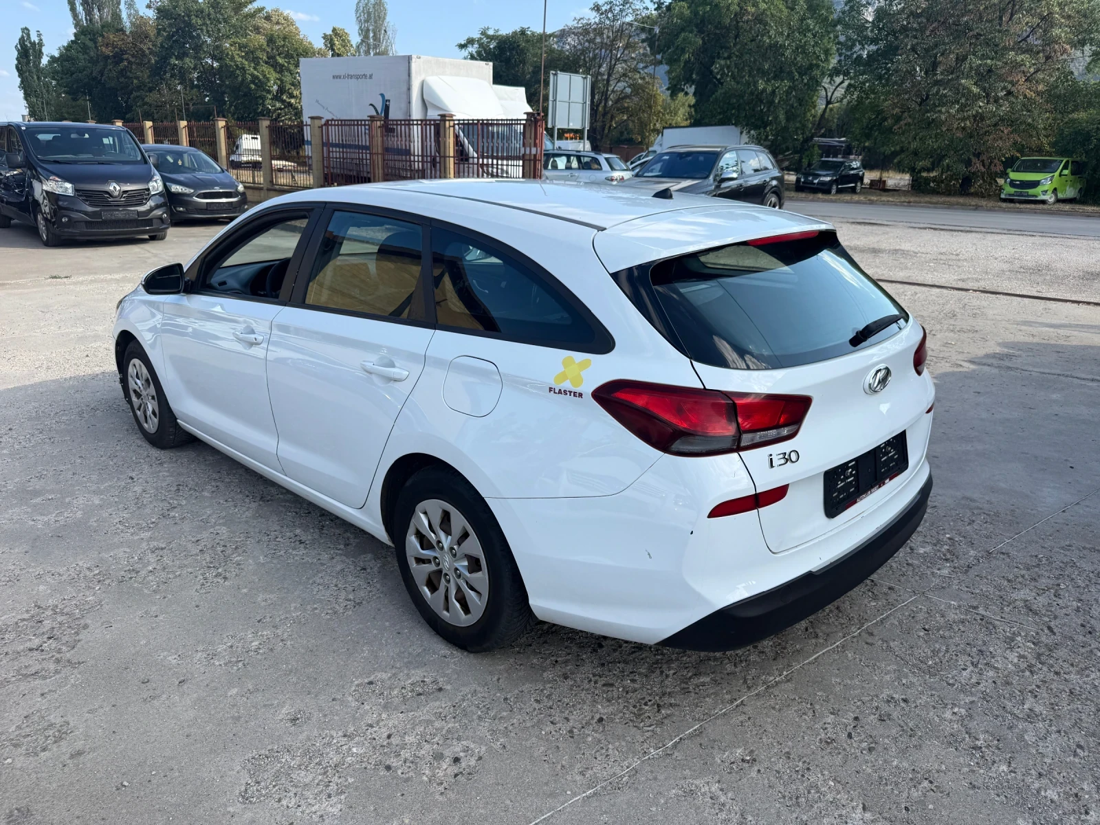 Hyundai I30 1.4i ��� 100�� | Mobile.bg � ����������� 6