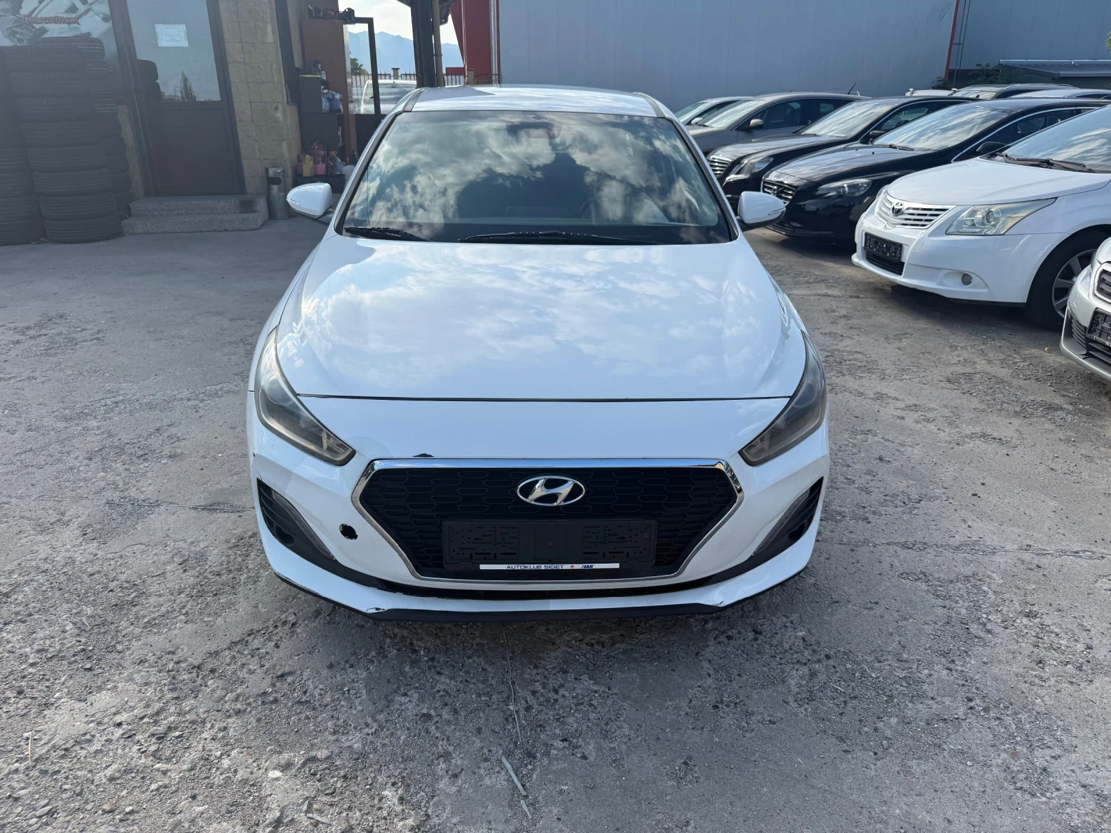 Hyundai I30 1.4i ��� 100�� | Mobile.bg � ����������� 3