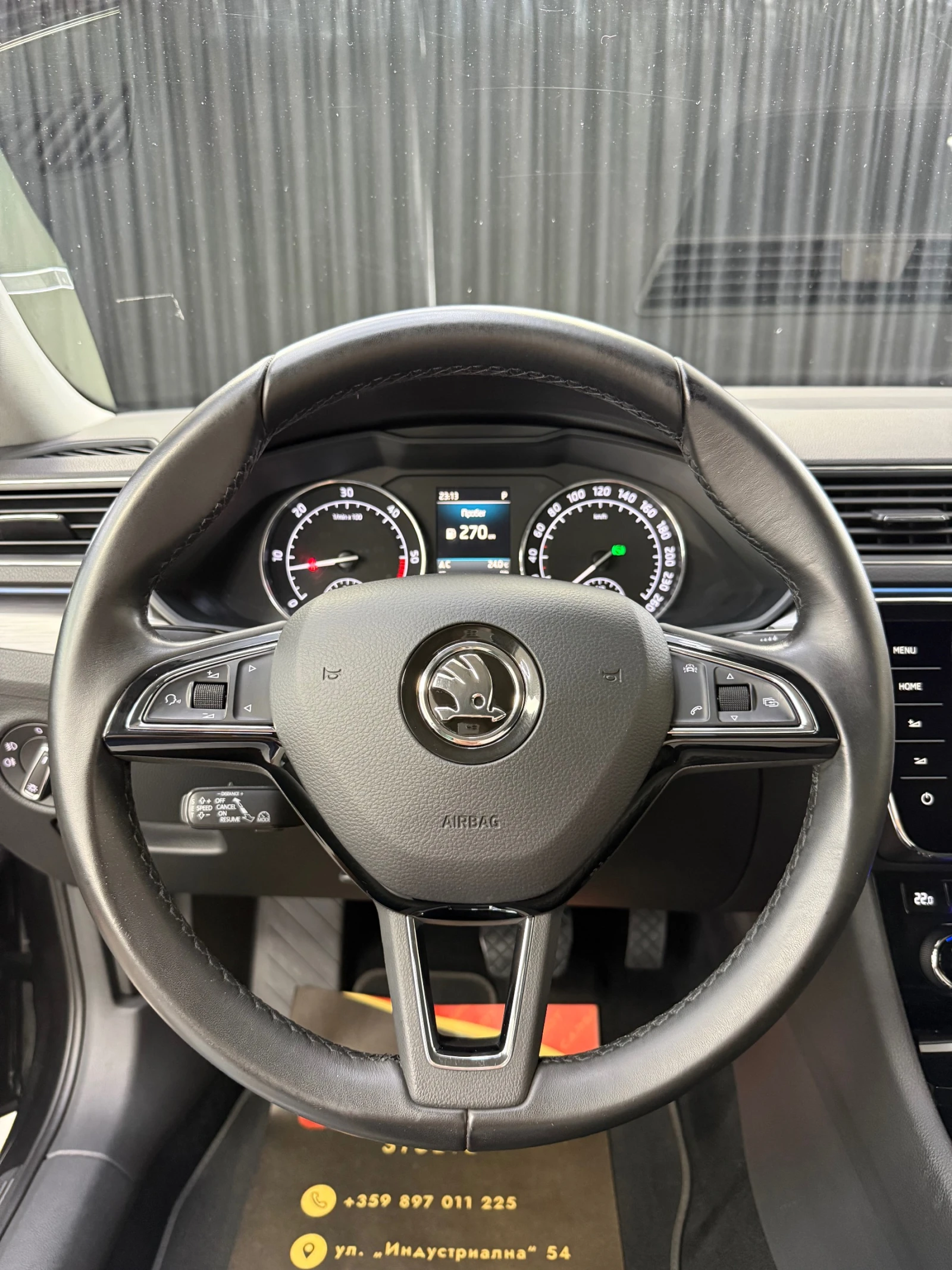Skoda Superb 2.0TDI 190к.с. 4х4 FULL, снимка 11 - Автомобили и джипове - 55678937