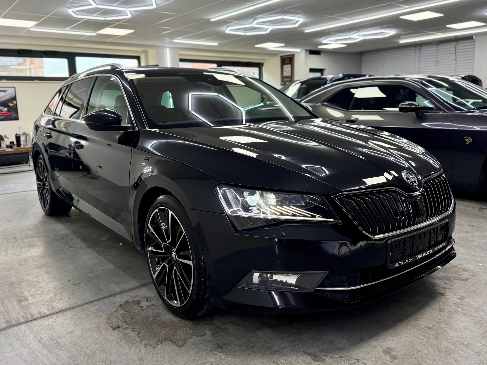 Skoda Superb 2.0TDI 190к.с. 4х4 FULL