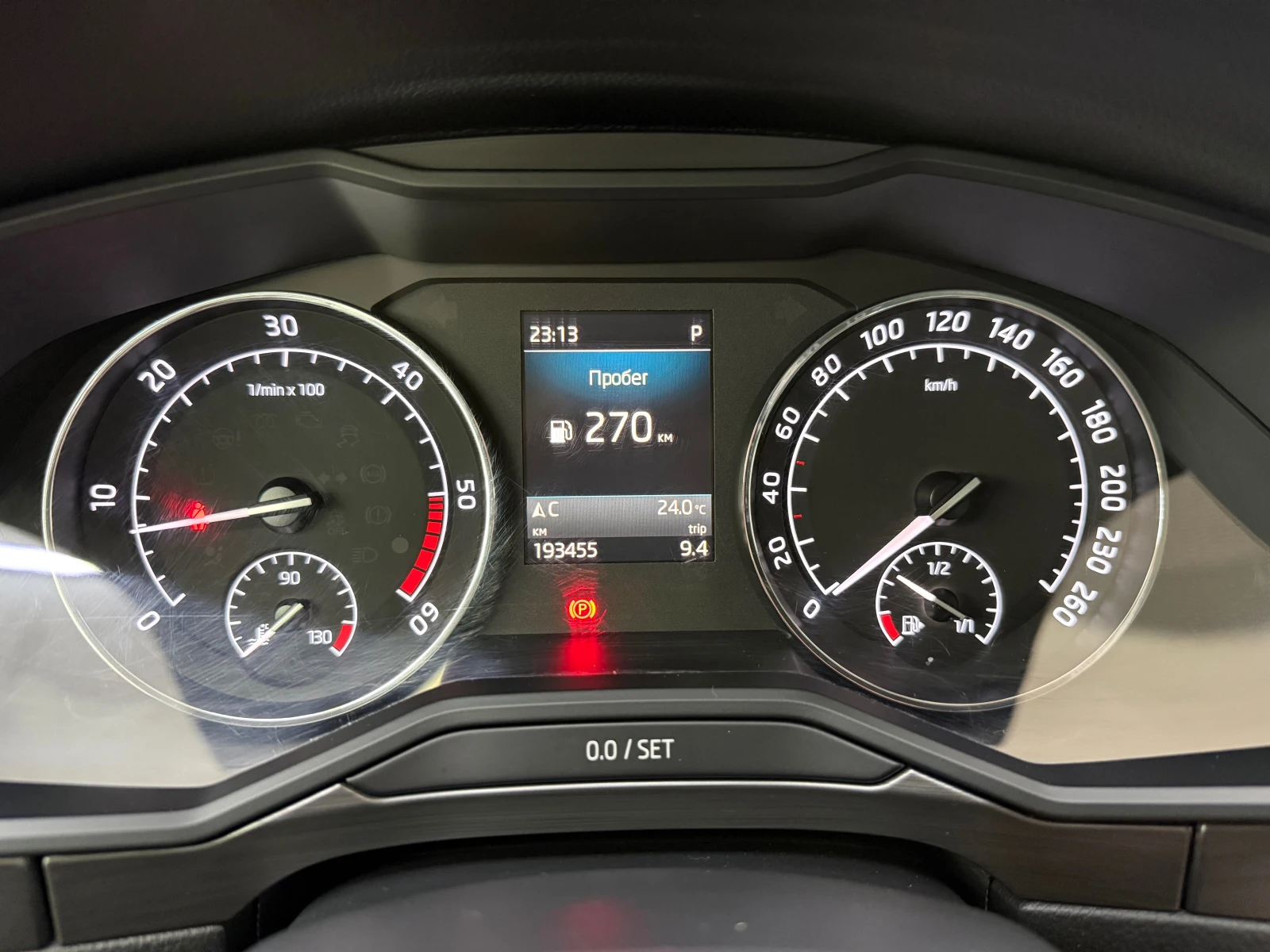 Skoda Superb 2.0TDI 190к.с. 4х4 FULL, снимка 12 - Автомобили и джипове - 55678937