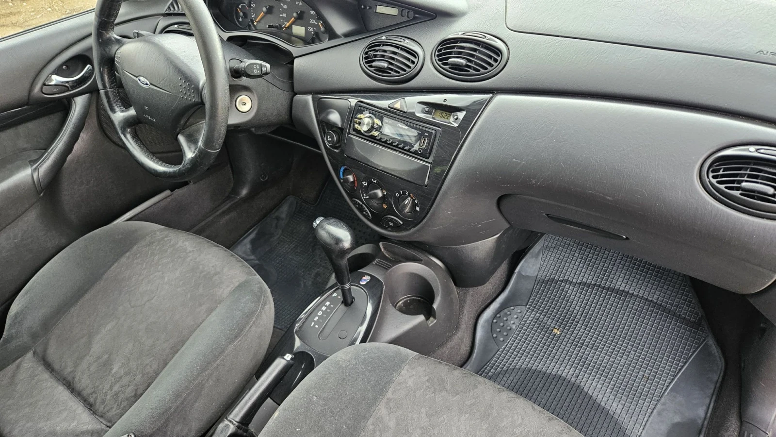 Ford Focus 1.6 ГАЗ..АВТОМАТИК, снимка 10 - Автомобили и джипове - 56297383