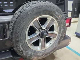 Jeep Wrangler * UNLIMITED SAHARA * CARFAX * БЕЗ ПЪРВОНАЧАЛНА ВНО, снимка 15