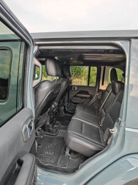Jeep Wrangler 3.6 SAHARA 2800 КИЛОМЕТРА, снимка 13