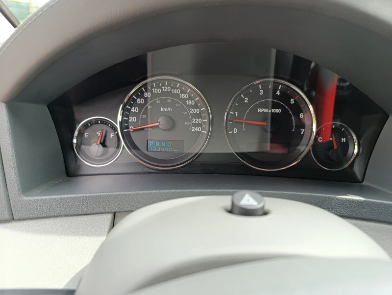 Jeep Grand cherokee 3.0CRD, снимка 14 - Автомобили и джипове - 50176403
