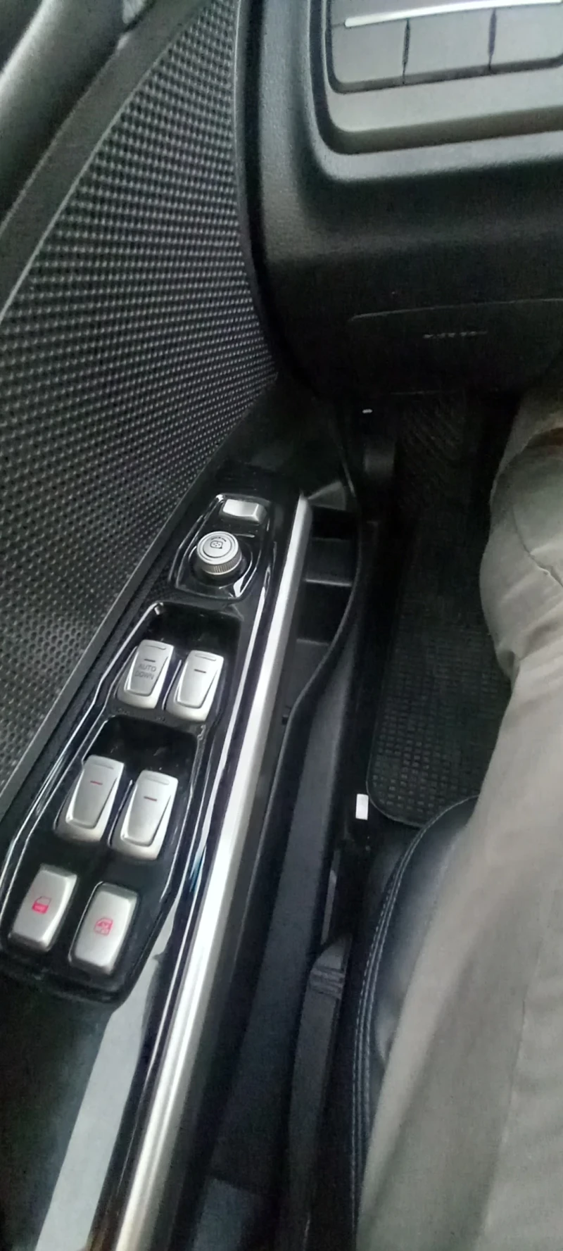 SsangYong Tivoli 1, 6 XDI, снимка 6 - Автомобили и джипове - 52820994