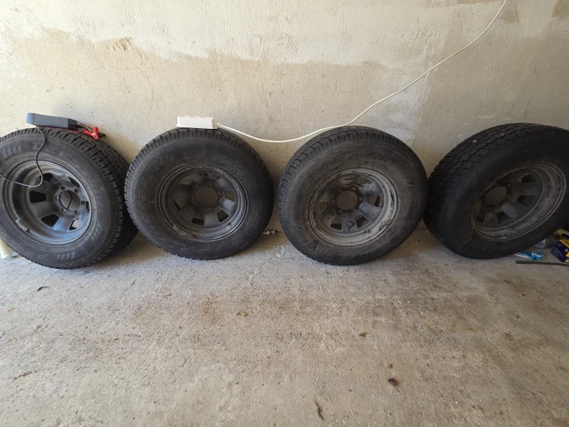 Toyota Land cruiser 2.4 TD, снимка 12 - Автомобили и джипове - 51672243