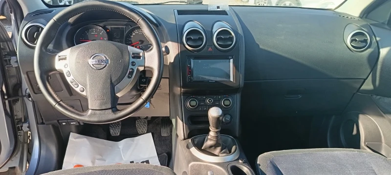 Nissan Qashqai Панорама * Нави *  7м. * Италия , снимка 9 - Автомобили и джипове - 52134519