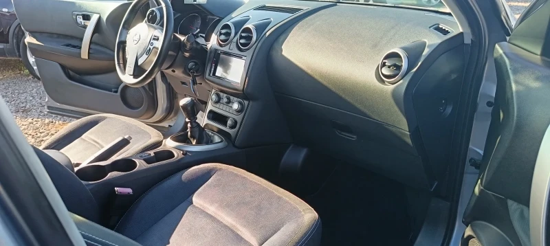 Nissan Qashqai Панорама * Нави *  7м. * Италия , снимка 11 - Автомобили и джипове - 52134519
