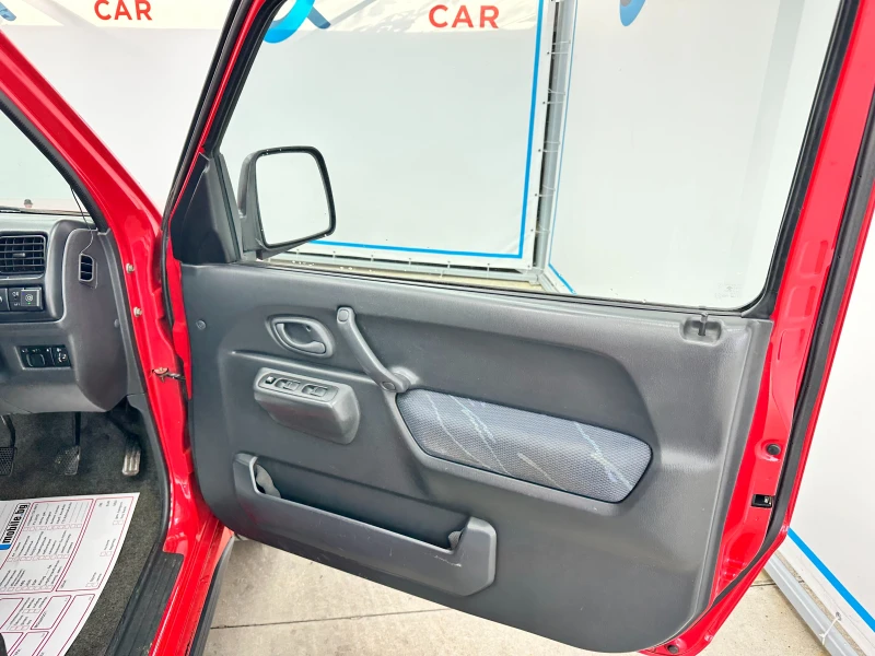 Suzuki Jimny, снимка 12 - Автомобили и джипове - 52772051