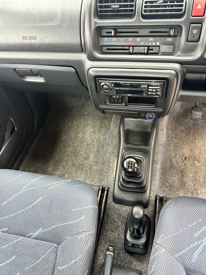 Suzuki Jimny, снимка 11 - Автомобили и джипове - 52772051