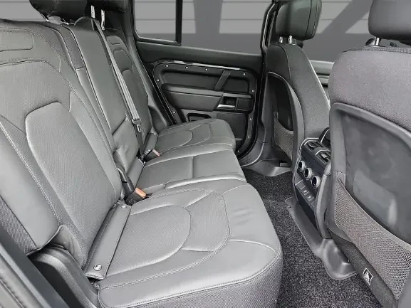 Land Rover Defender 130 P500 = Air Suspension = Гаранция - изображение 8