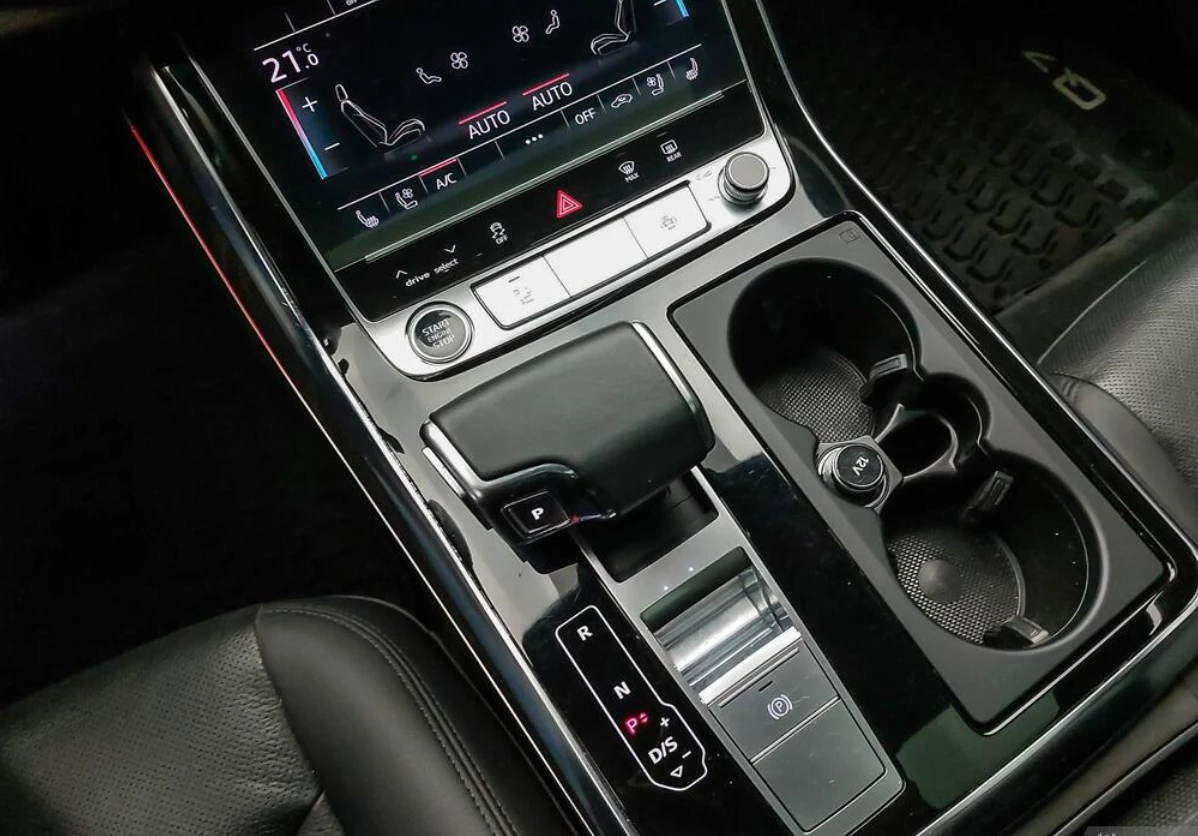 Audi Q7 2022 Audi Q7 55TFSI Technik - изображение 9