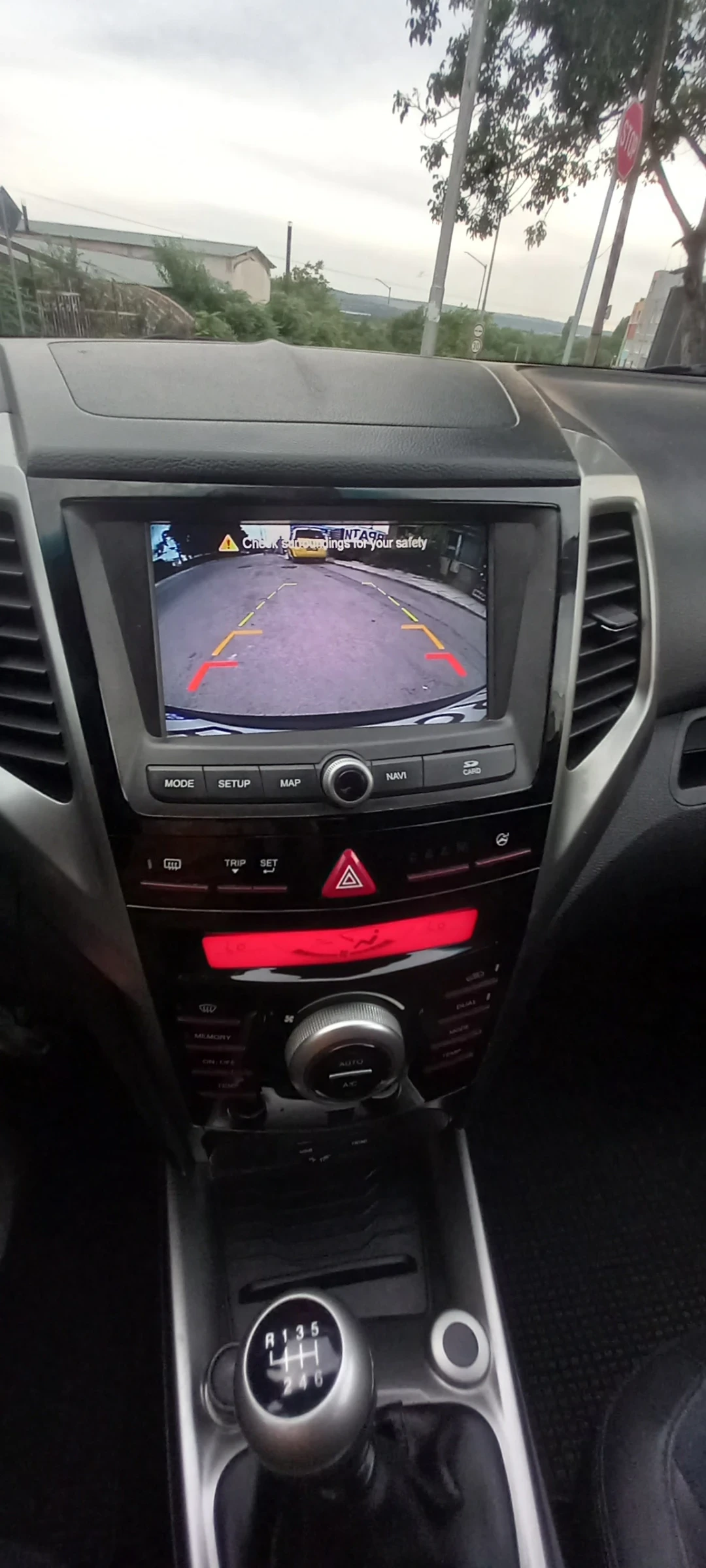 SsangYong Tivoli 1, 6 XDI - изображение 8