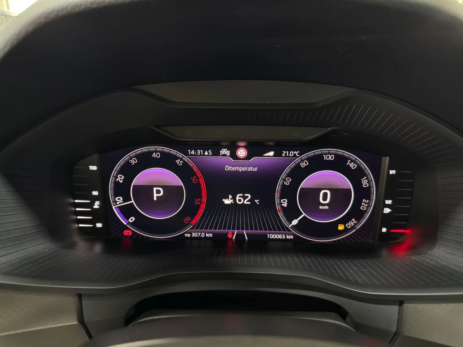 Skoda Kodiaq 2.0TDI/Clever/150HP/4X4/PANO/ACC/NAV/AMBI/CAM/720v | Mobile.bg   14