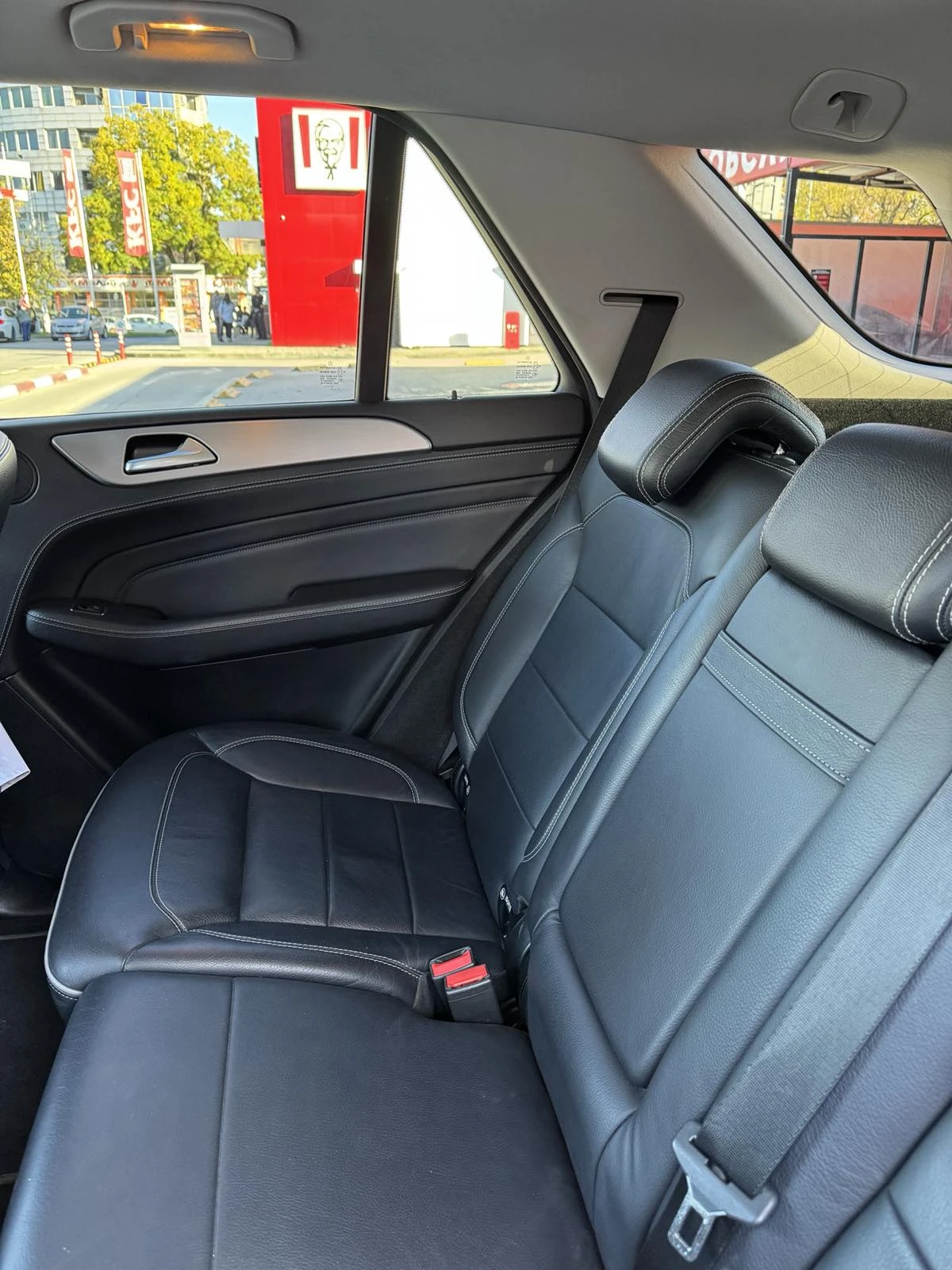 Mercedes-Benz ML 350  - изображение 8