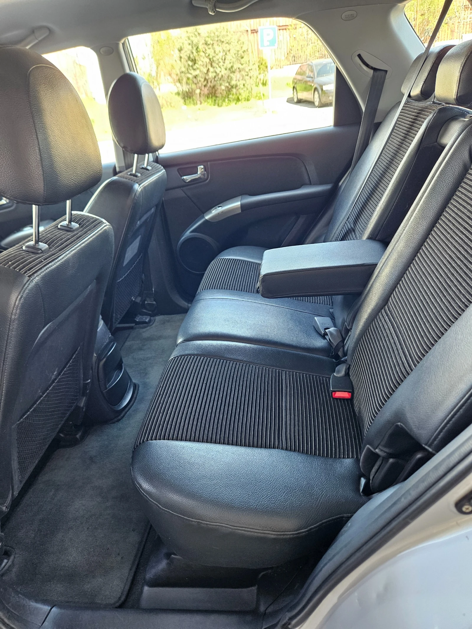 Kia Sportage Бензин газ/автомат Топ състояние, снимка 9 - Автомобили и джипове - 54229626