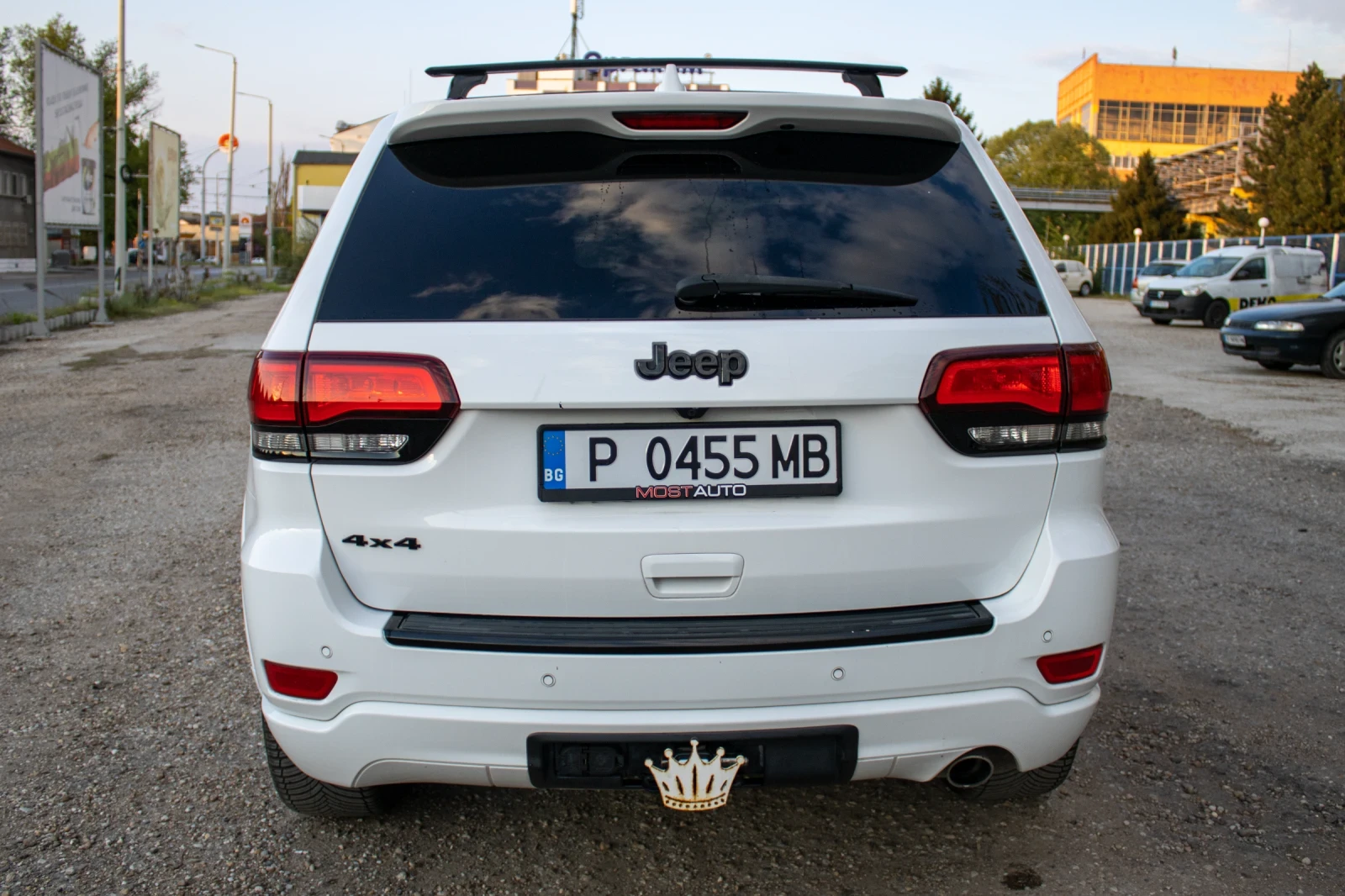 Jeep Grand cherokee 3.6 v6 Altitude , снимка 8 - Автомобили и джипове - 54243778