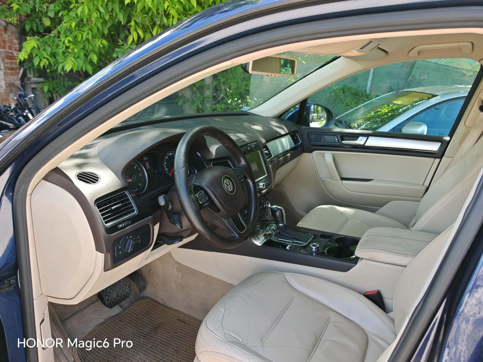 VW Touareg 3.0 V6 TDI, 239к.с., LED, КОЖА, НАВИ, ЕВРО-5, , снимка 10 - Автомобили и джипове - 54668198