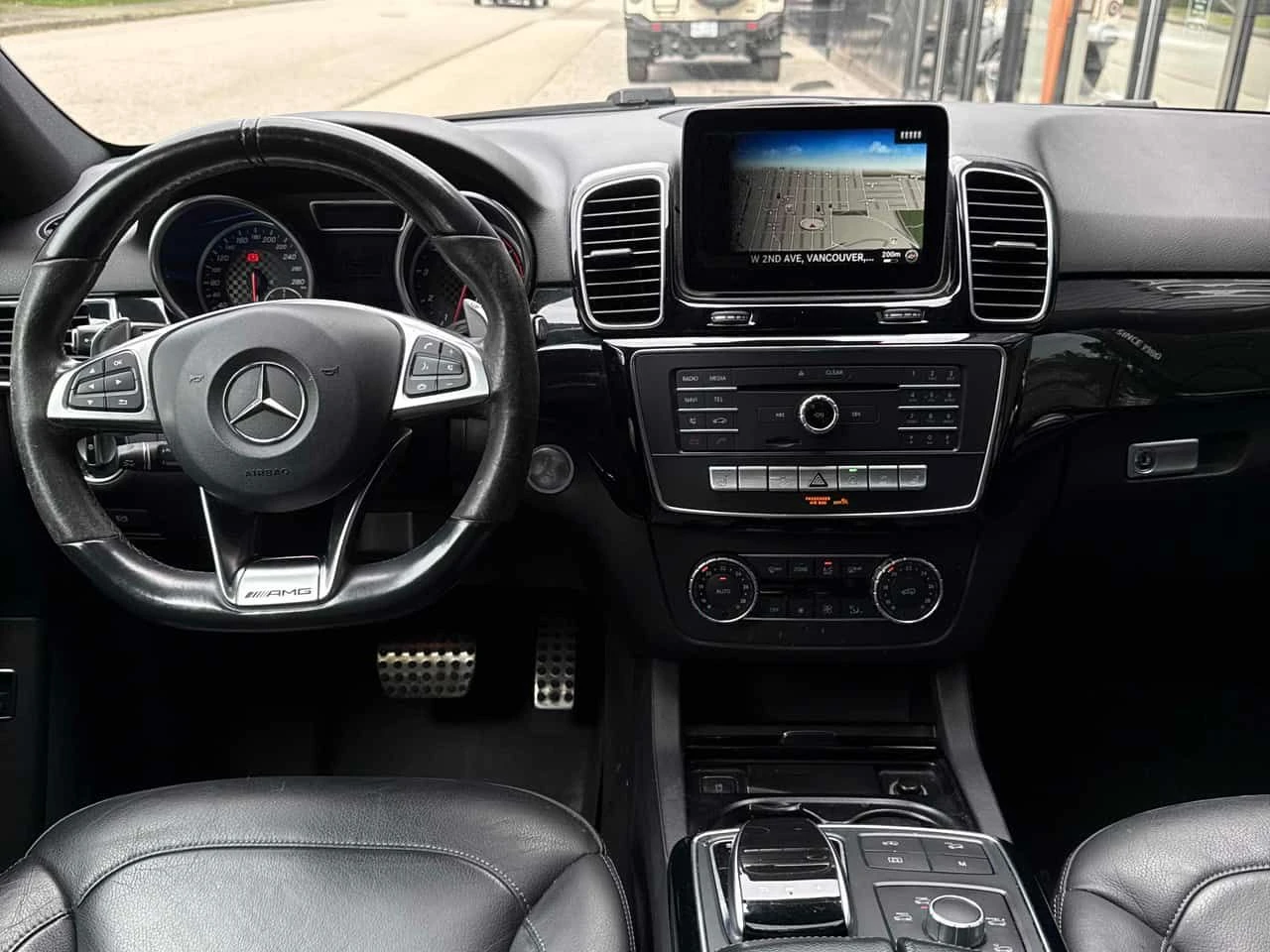 Mercedes-Benz GLE 43 AMG HARMAN KARDON/ПАНОРАМА/360, снимка 9 - Автомобили и джипове - 55240615
