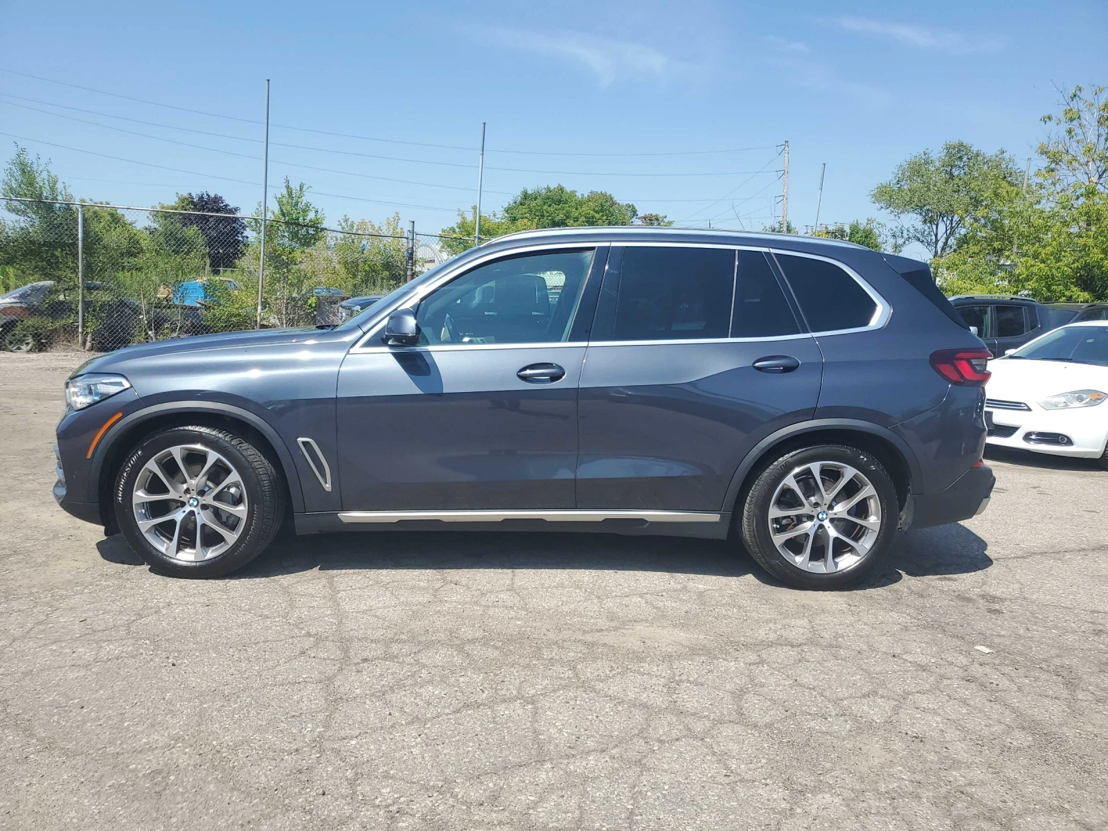 BMW X5 XDrive40i* HARMAN KARDON* HEAD-UP* ПОДГРЕВ* ОБДУХВ, снимка 4 - Автомобили и джипове - 55494899