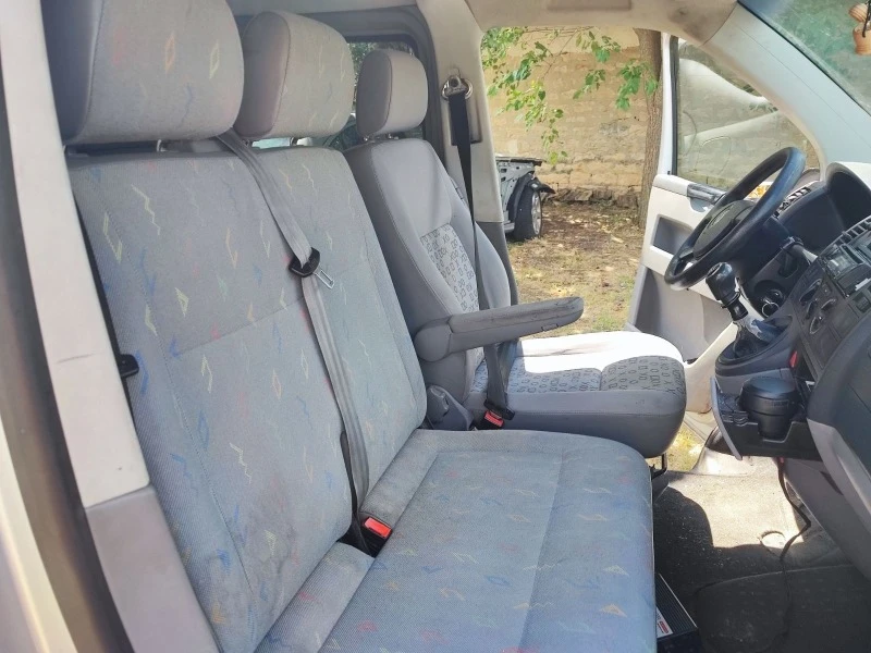 VW Transporter T5 2.5d, снимка 11 - Бусове и автобуси - 47678963