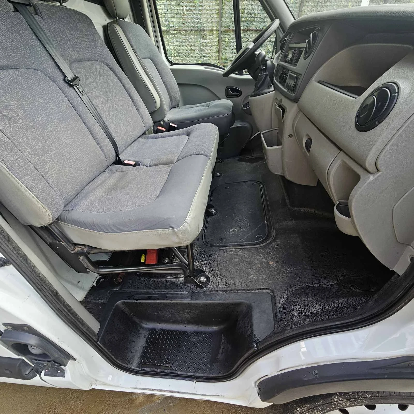 Nissan Interstar 2.5 dCi (120HP) | Mobile.bg � ����������� 8
