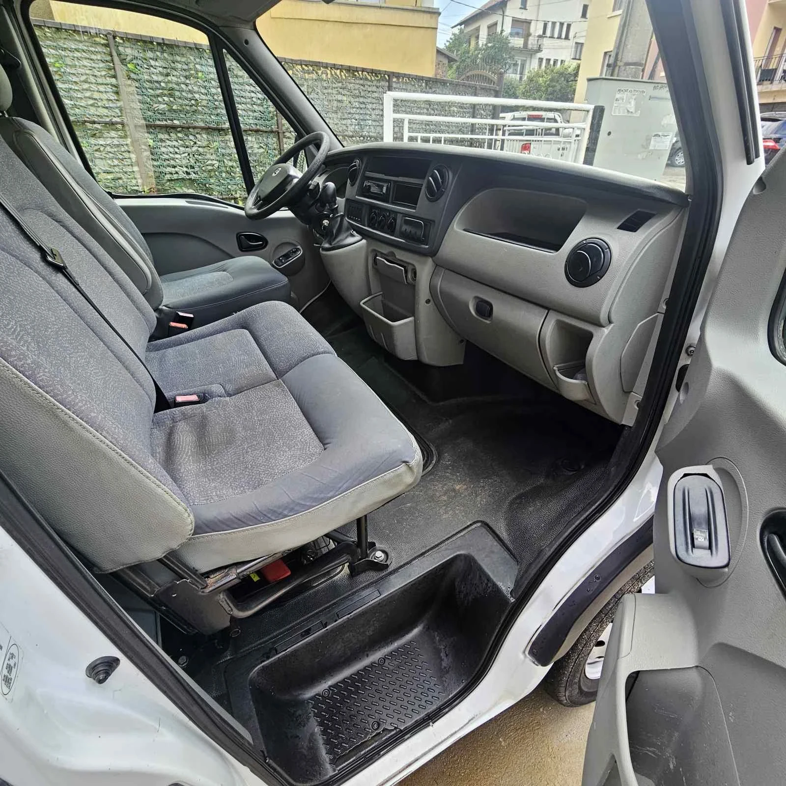 Nissan Interstar 2.5 dCi (120HP) | Mobile.bg � ����������� 7