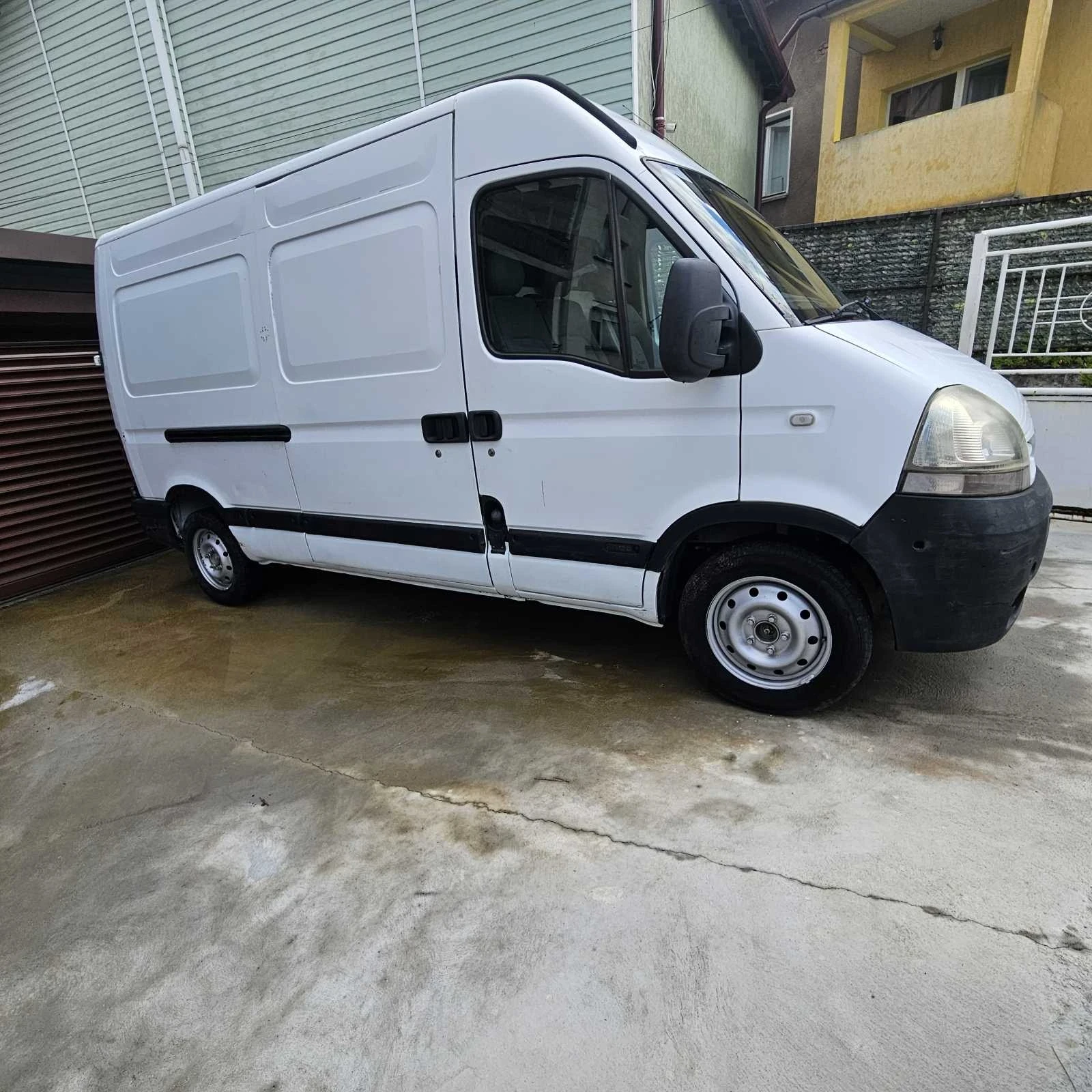 Nissan Interstar 2.5 dCi (120HP) | Mobile.bg � ����������� 2