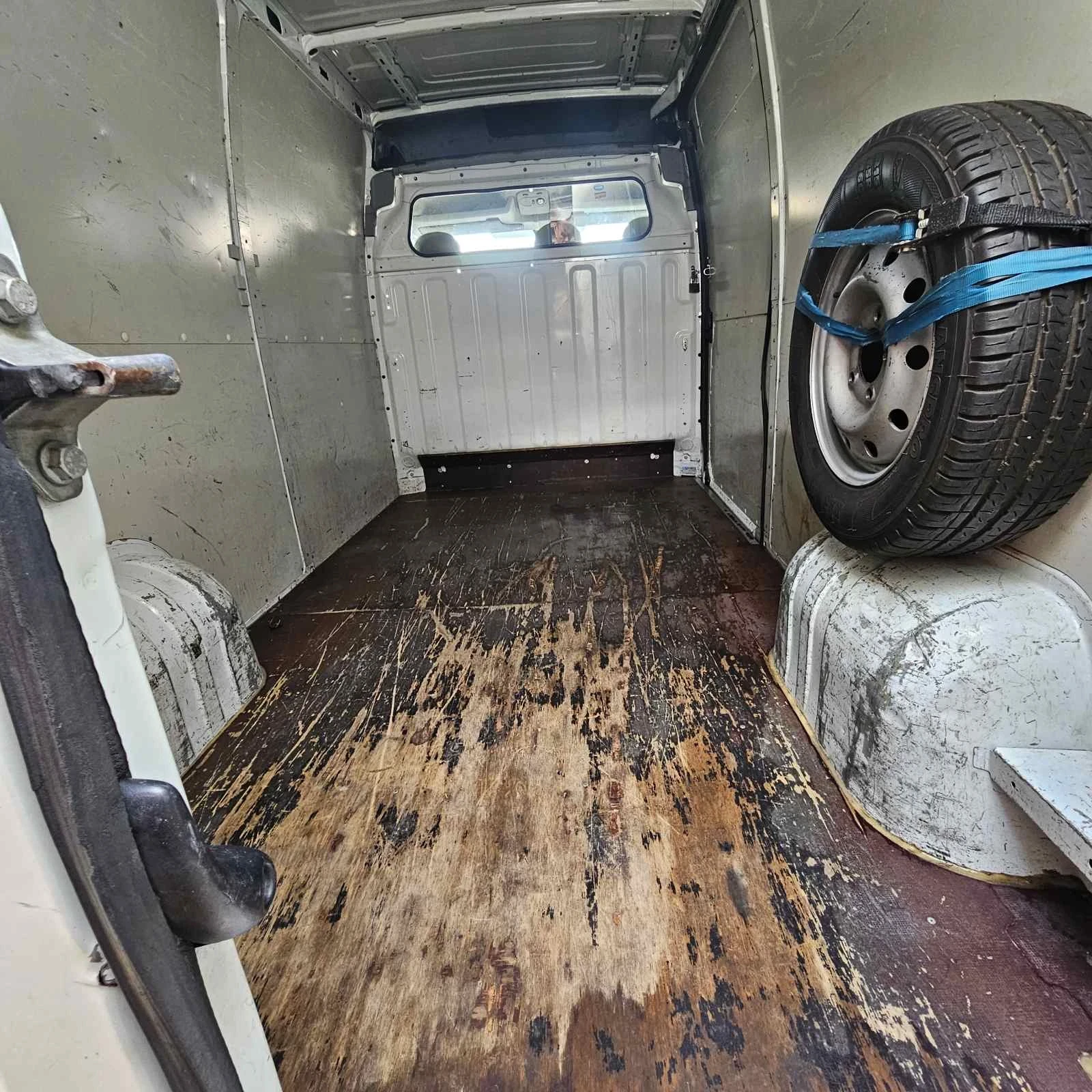 Nissan Interstar 2.5 dCi (120HP) | Mobile.bg � ����������� 6
