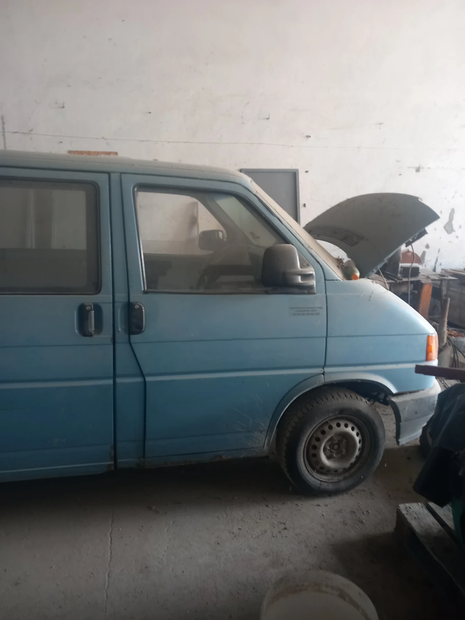 VW Transporter, снимка 5 - Бусове и автобуси - 56609248