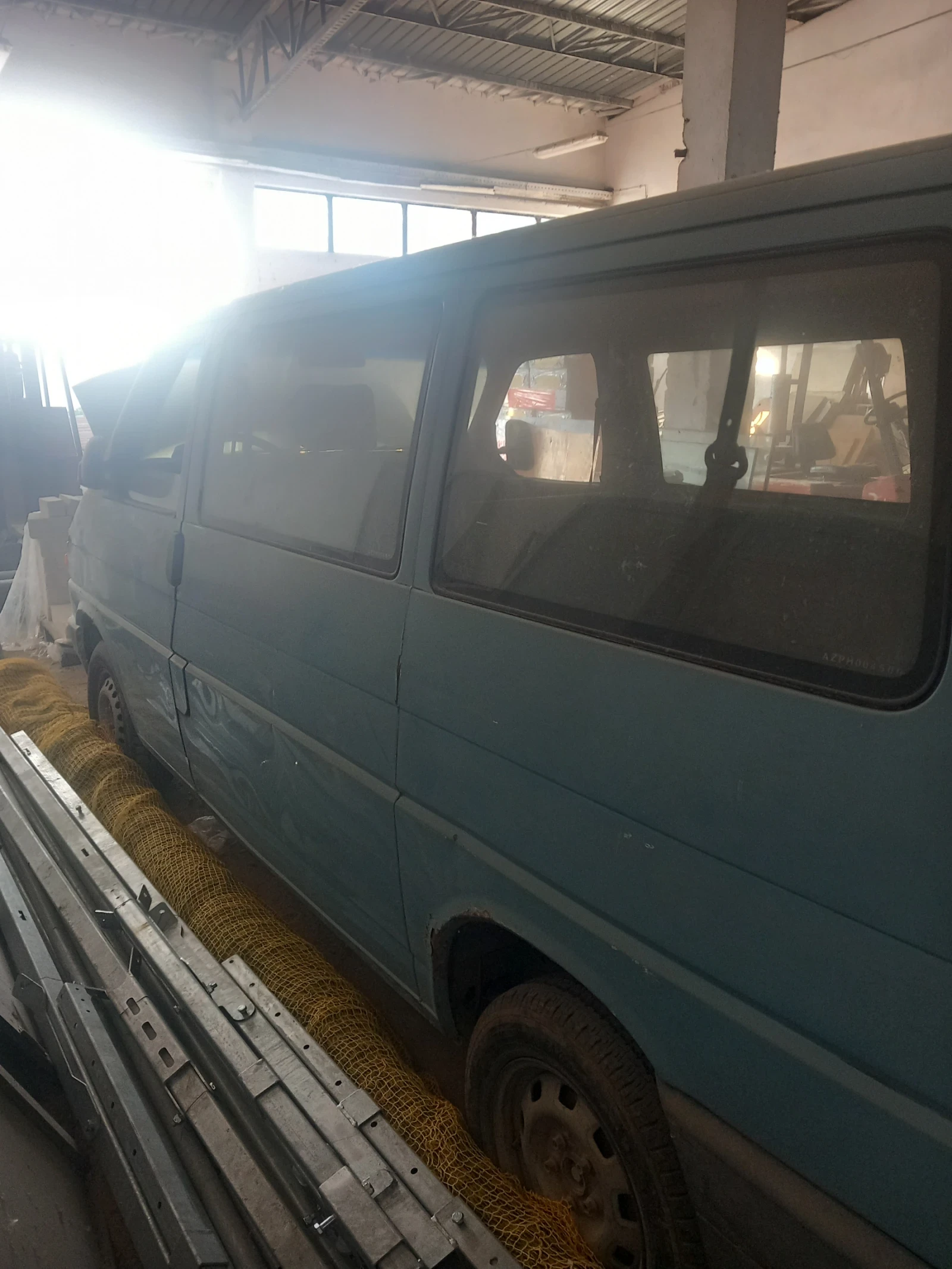 VW Transporter, снимка 2 - Бусове и автобуси - 56609248