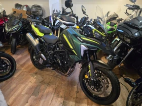 ������ Benelli TRK 702X