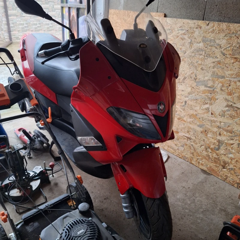 Gilera Nexus 500i