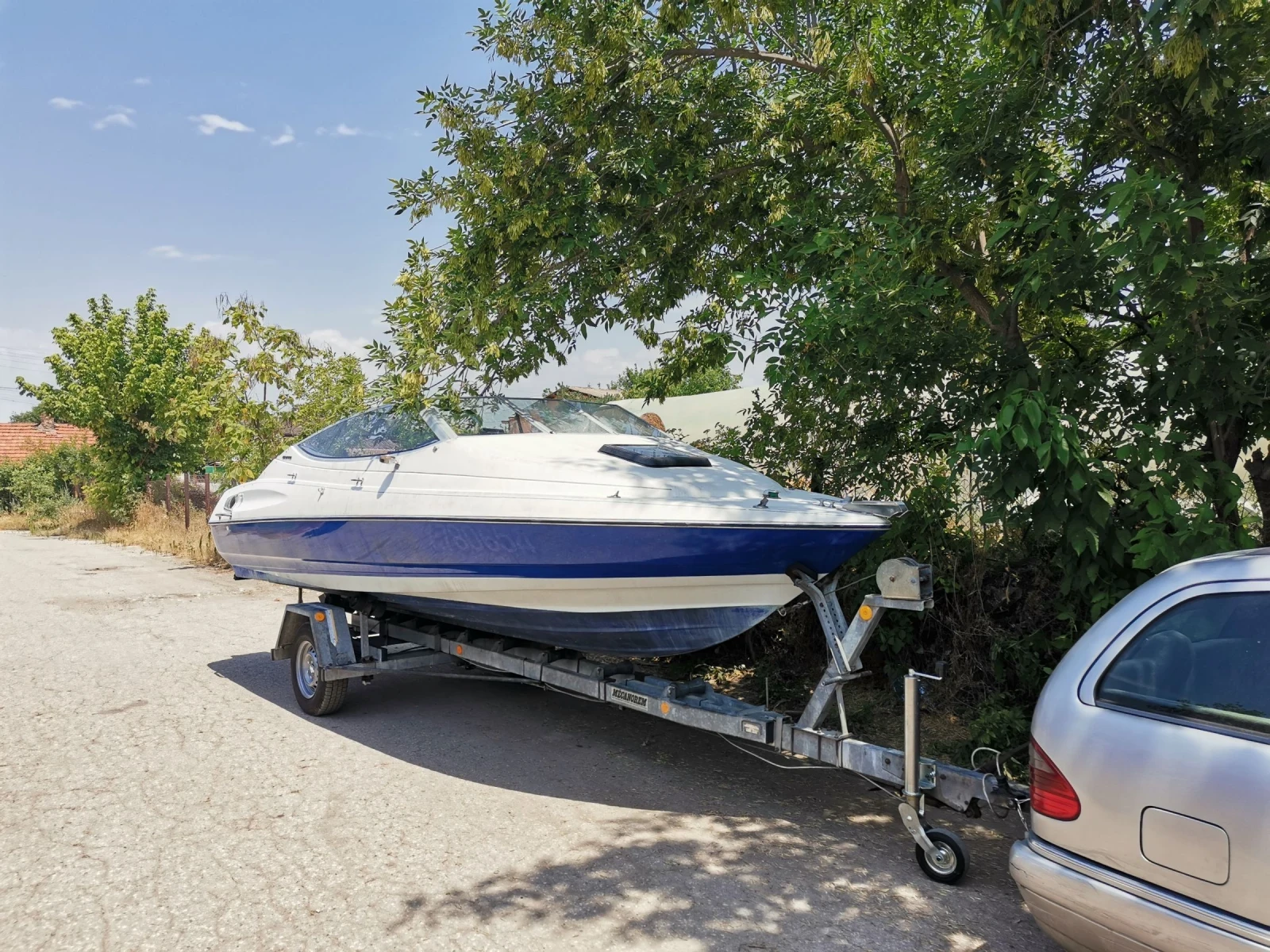 Лодка Bayliner Капри - изображение 2