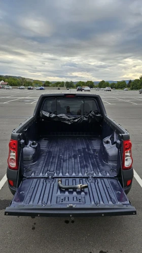 Dacia Pickup 1.6 MPI / КЛИМАТИК , снимка 7