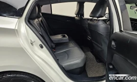 Toyota Prius 1.8 E, снимка 11