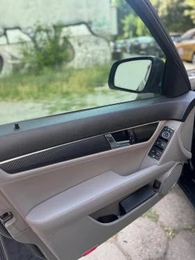 Обява за продажба на Mercedes-Benz C 320 ~13 500 лв. - изображение 6