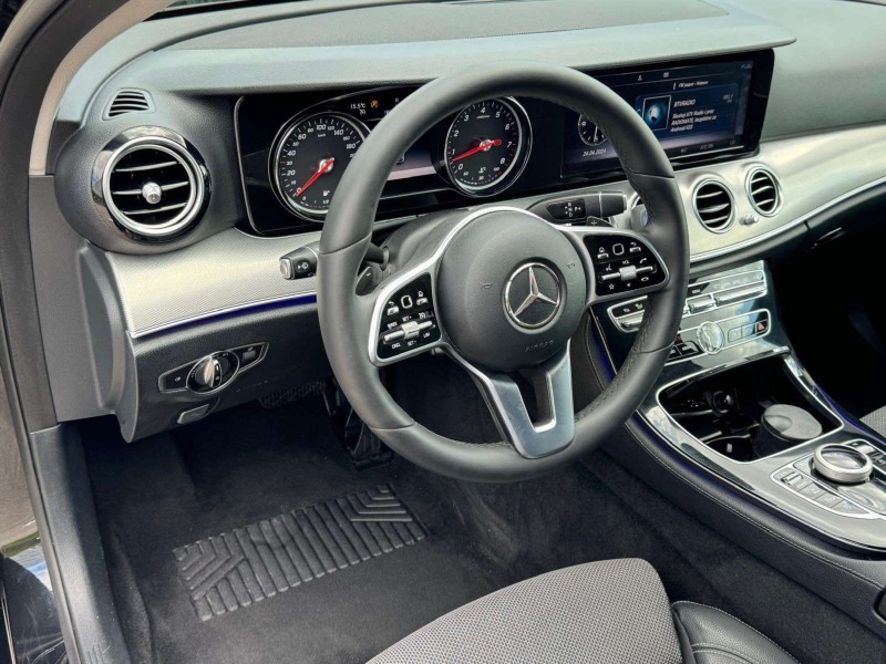 Mercedes-Benz E 200 AMG, снимка 9 - Автомобили и джипове - 45972889